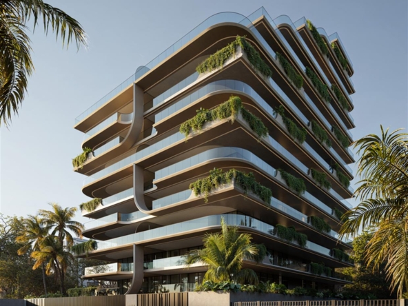 Conheça o Atto Design by Pininfarina, um empreendimento de altíssimo padrão da incorporadora Origem, estrategicamente localizado na Av. Lúcio Costa, 4446, na Barra da Tijuca. Com unidades de 4 a 6 suítes e metragens entre 467 m² e 1100 m², todas de frente para o mar, o Atto oferece uma experiência inigualável de exclusividade, conforto e design. Assinado pelo renomado estúdio italiano Pininfarina, famoso por sua excelência e inovação mundial, cada apartamento é uma obra-prima de arquitetura e elegância funcional. Os espaços amplos e arejados integram vistas panorâmicas do oceano à sofisticação dos acabamentos, criando ambientes perfeitos para viver e receber com total privacidade. No Atto Design by Pininfarina, você encontra a união do design internacional com o privilegiado estilo carioca de viver à beira-mar, em uma das localizações mais desejadas da Barra da Tijuca. Viva o melhor do luxo, com vista, conforto e exclusividade incomparáveis. Agende já sua visita: (21) 98127-4413 Spartus Imóveis