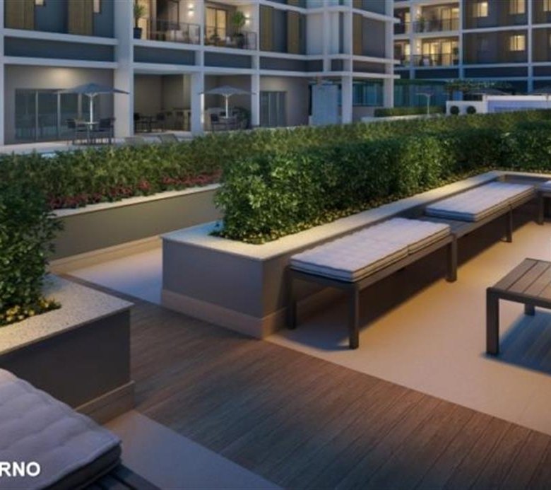 A Calper traz para você um novo conceito de design, moderno e sofisticado, que vai renovar o seu estilo de vida e te surpreender a cada detalhe. Um lugar repleto das coisas que você mais gosta na vida e onde você vai curtir, relaxar e se inspirar. O Brise proporciona qualidade de vida e a comodidade de estar localizado em uma região consolidada e em crescente valorização. O condomínio dividido em 3 blocos proporcionou o fácil acesso à área de lazer, integrando com harmonia todas as dependências do condomínio. Características do Imóvel/Empreendimento: Acesso 24 Horas - Guarita - Playground - Quadra Poliesportiva - Salão de Festas - Salão de Jogos - Sauna Solarium - Piscina - Salão Gourmet - Deck Molhado - Salão de Festas Infantil - Fitness - Churrasqueira Bar da Piscina - Brinquedoteca Agende já sua visita: (21) Spartus Imóveis